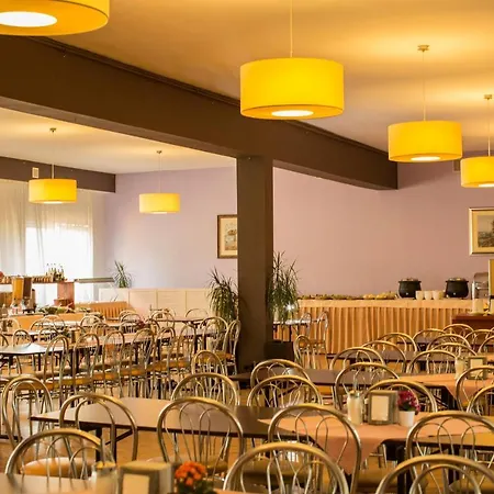 Ow Fala 1 Semesteranläggning (resort)